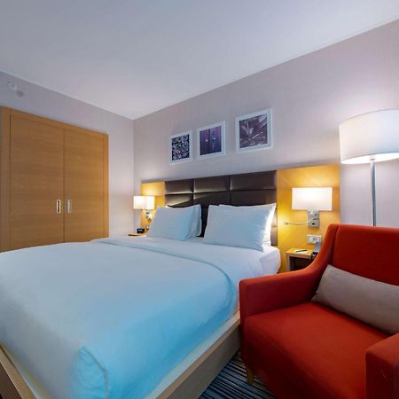 Hilton Garden Inn סאפראנבולו מראה חיצוני תמונה