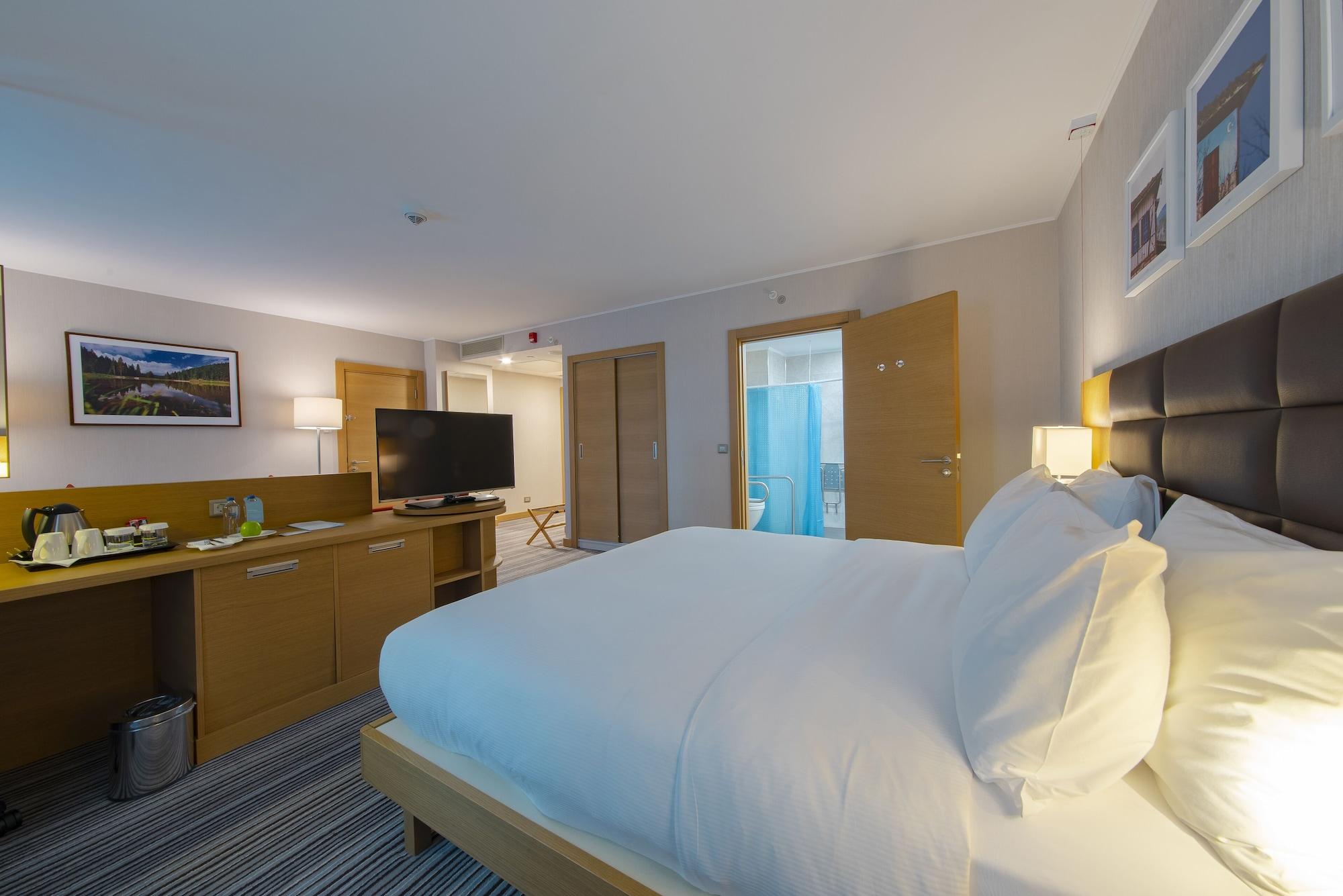 Hilton Garden Inn סאפראנבולו מראה חיצוני תמונה