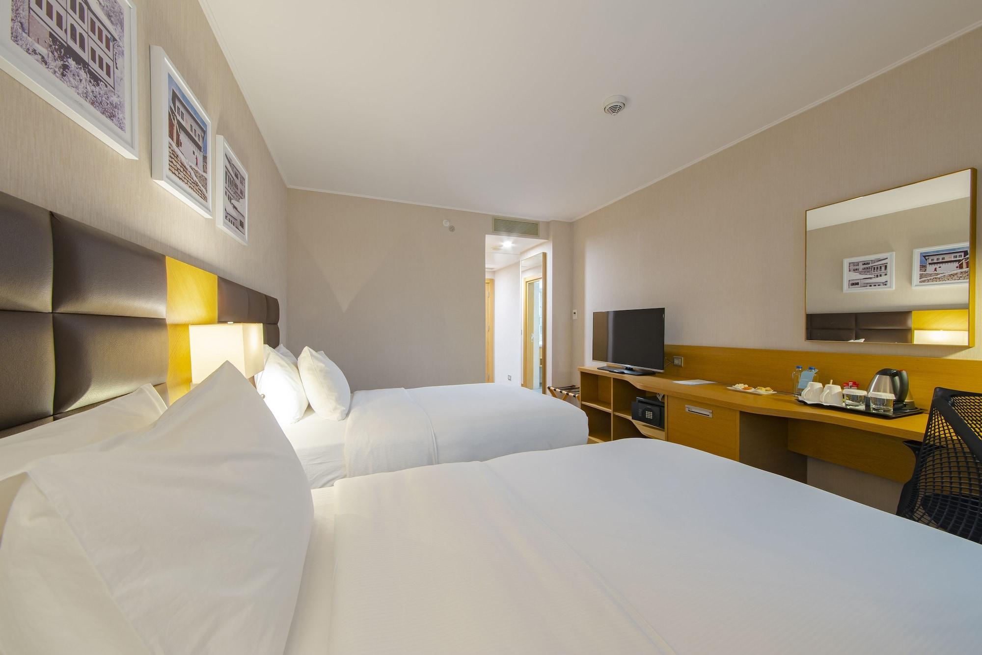 Hilton Garden Inn סאפראנבולו מראה חיצוני תמונה