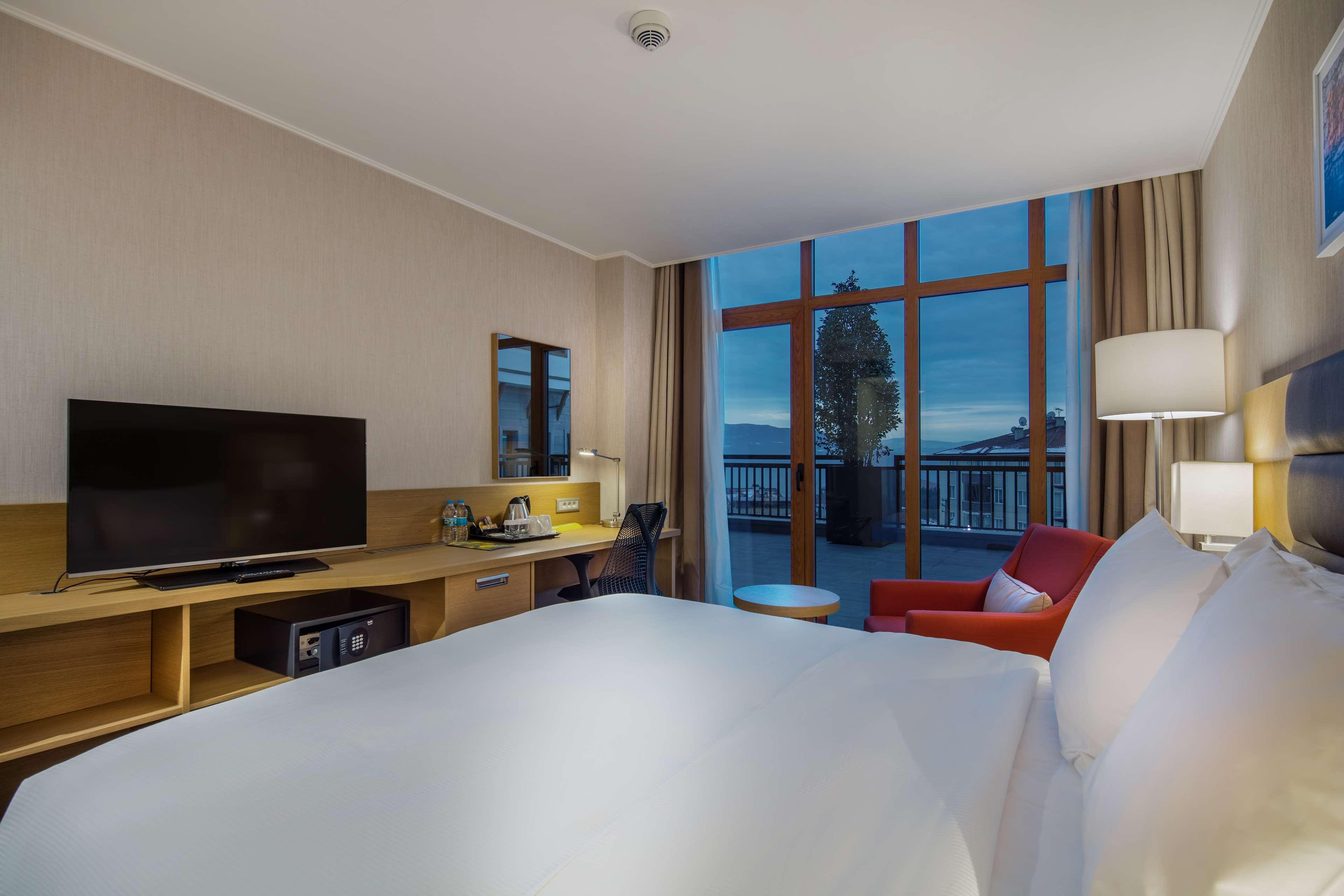 Hilton Garden Inn סאפראנבולו מראה חיצוני תמונה