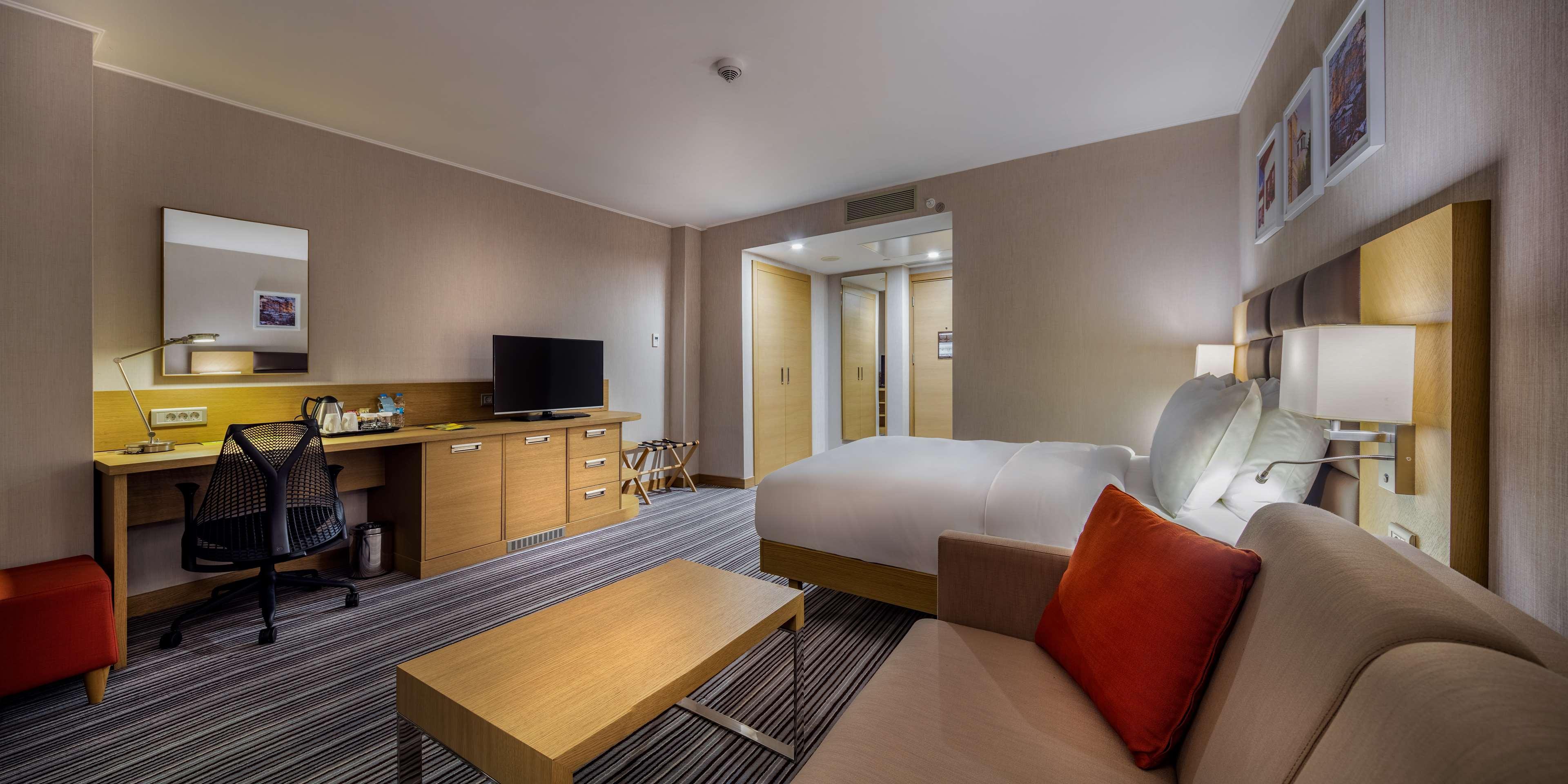 Hilton Garden Inn סאפראנבולו מראה חיצוני תמונה