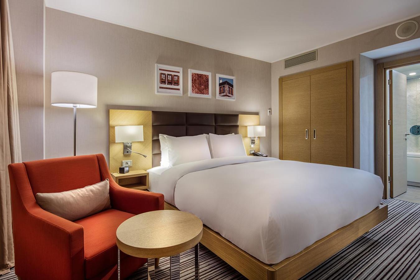 Hilton Garden Inn סאפראנבולו מראה חיצוני תמונה