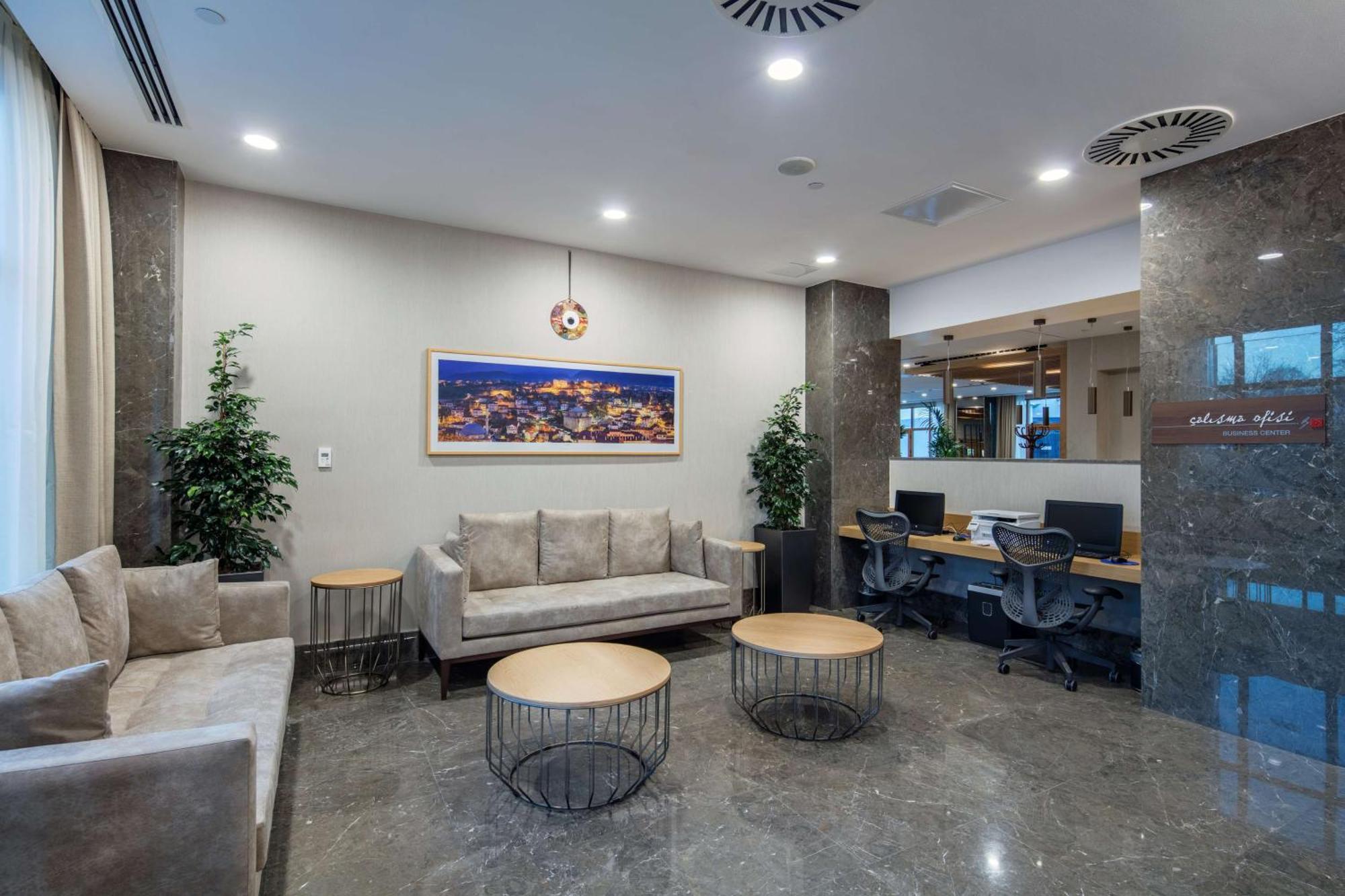 Hilton Garden Inn סאפראנבולו מראה חיצוני תמונה